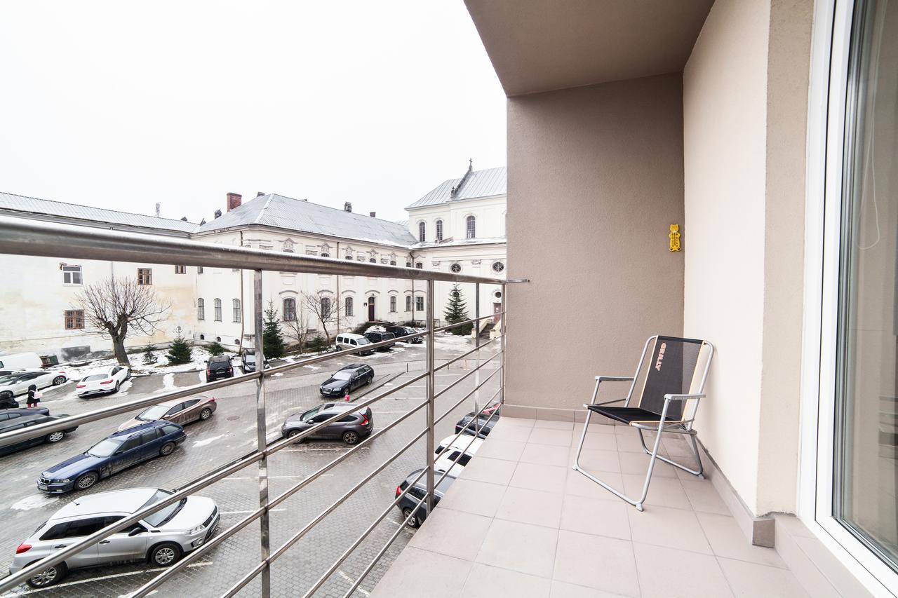 Lviv Land Lägenhet Exteriör bild